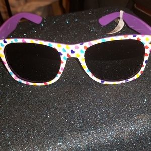 Hot Topic Hearts Wayfarer Sunglasses w.Free Case